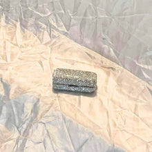 Lade das Bild in den Galerie-Viewer, Exclusives Lippenstiftetui