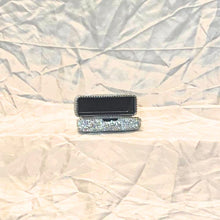 Lade das Bild in den Galerie-Viewer, Exclusives Lippenstiftetui